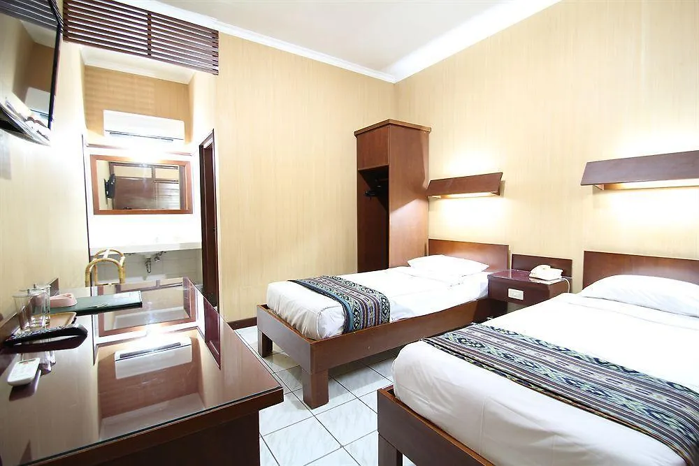 ** Отель Paradiso Beach Inn Кута Индонезия