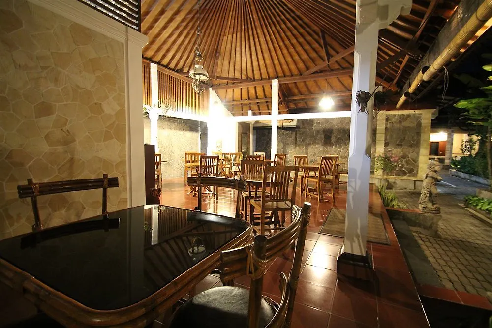 Отель Paradiso Beach Inn Кута