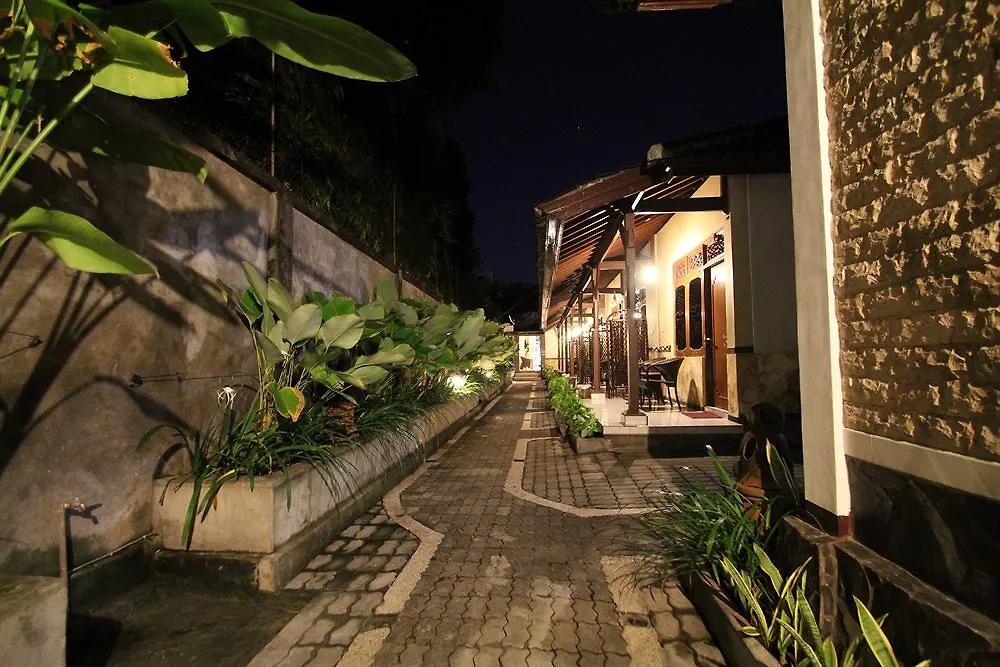 Paradiso Beach Inn Kuta  2*, Kuta (Bali)